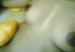 I visit the neighbors and I sit on his face with korean small tits vagina.